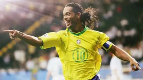 次传球和奔 次传球和奔